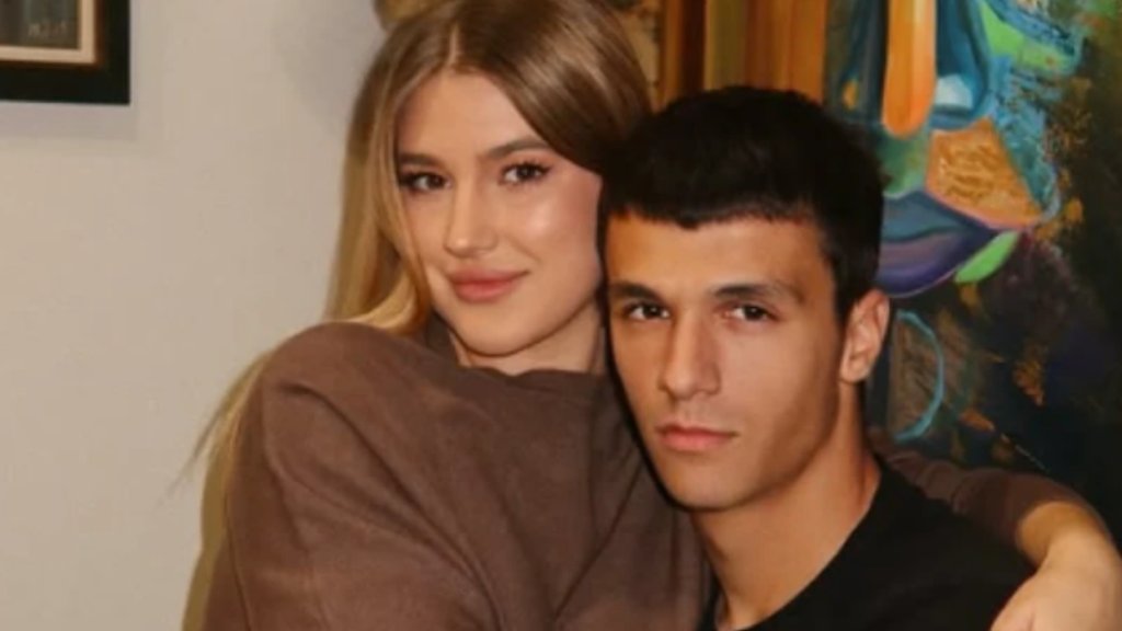 EMOCIJE NA TRIBINAMA: Lena Tržan bodrila dečka na meču, pa podelila nežan trenutak koji je osvojio mreže (FOTO)