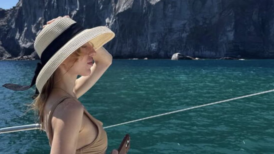 EMOTIVNI SNIMCI IZ DETINJSTVA OTKRILI PRAVU ISTINU: Ema Cepter pokazala koliko joj znači podrška porodice, reakcije pljušte na mrežama (FOTO)