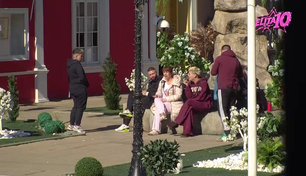 NEVERICA U BELOJ KUĆI: Anđela Đuričić odbila poklone podrške od Stefana Karića, zadrugari ne prestaju da komentarišu (VIDEO) – pokloni za Anđelu Đuričić