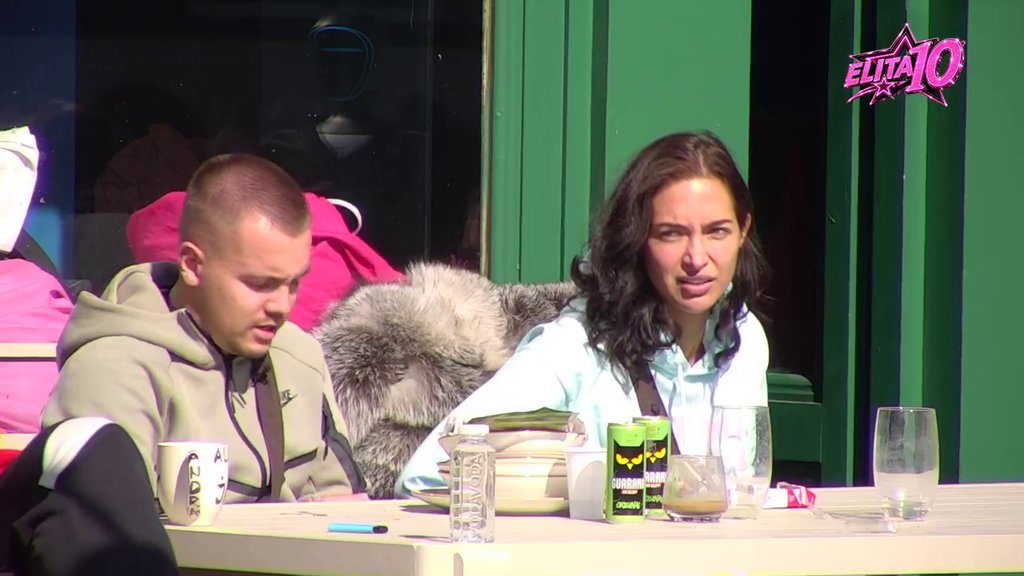 PREOKRET U ELITI: Laura Prgomet najavila da neće forsirati Đukića tokom večerašnje žurke, svi čekaju njen sledeći potez (VIDEO) – Laura Prgomet Elita