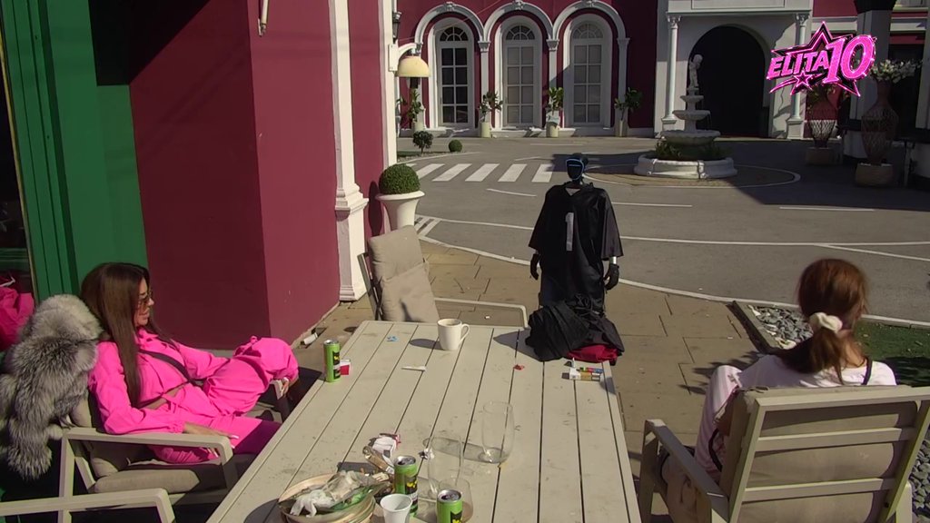 SANJA OTKRILA DETALJE IZ SNOVA: Priznala Toši šta ju je uznemirilo, njegova reakcija izazvala lavinu komentara (VIDEO) – san Sanje Grujić