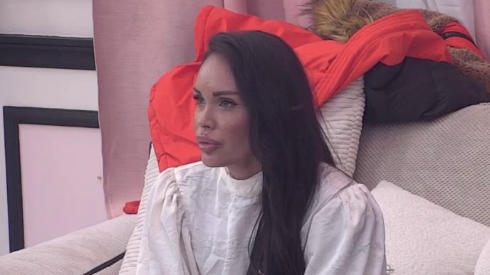 SVE MASKE PADAJU U BELOJ KUĆI: Sandra Obradović u centru pažnje zbog razotkrivene afere sa Matejom, Janjuš ne može da obuzda bes (VIDEO) – afera Sandra Obradović
