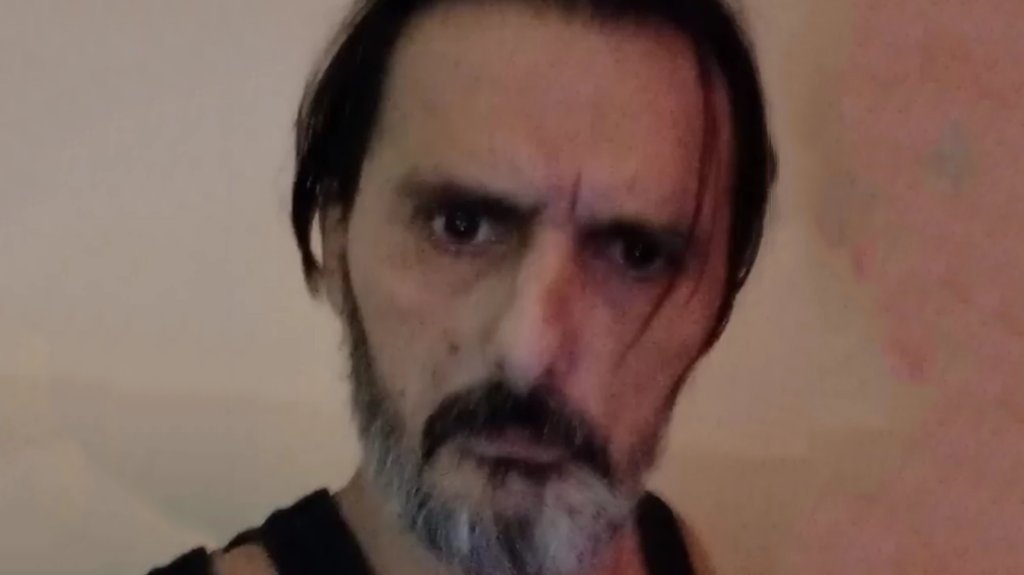 EMOCIJE PREPLAVILE VINKOVCE: Goran Bare ispraćen na večni počinak, porodica u suzama pred poslednjim pozdravom (FOTO) – ispracaj Gorana Barea na vecni pocinak