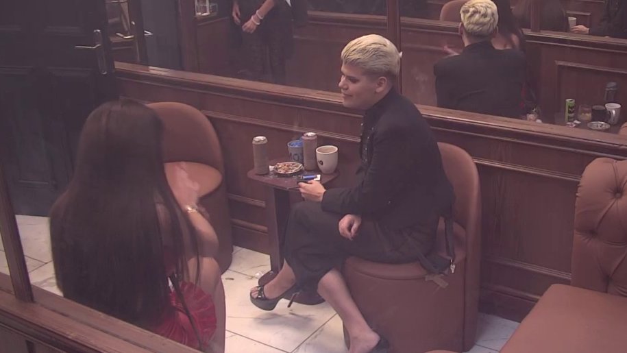 OTVORENO PRIZNANJE U BELOJ KUĆI: Uroš Stanić ne krije želje prema Karlu, Sanja Grujić ga potpuno podržava u novoj vezi (VIDEO) – Uroš Stanić i Karlo Ječmenek