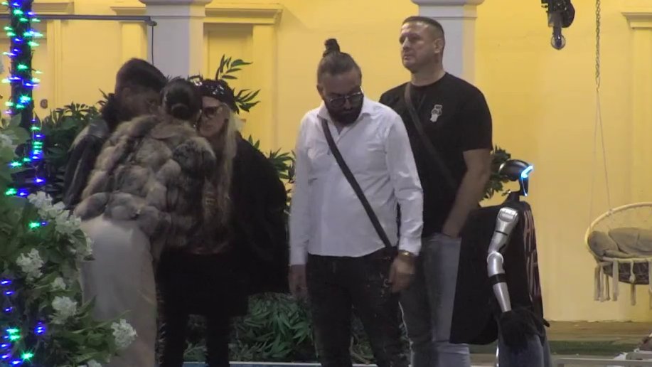TOŠA ZAPALIO ATMOSFERU U ELITI: Pustio pesmu Lauri i Đukiću, Dačo analizirao situaciju, a Biljana neočekivano upala (VIDEO) – pesma Lauri i Đukiću