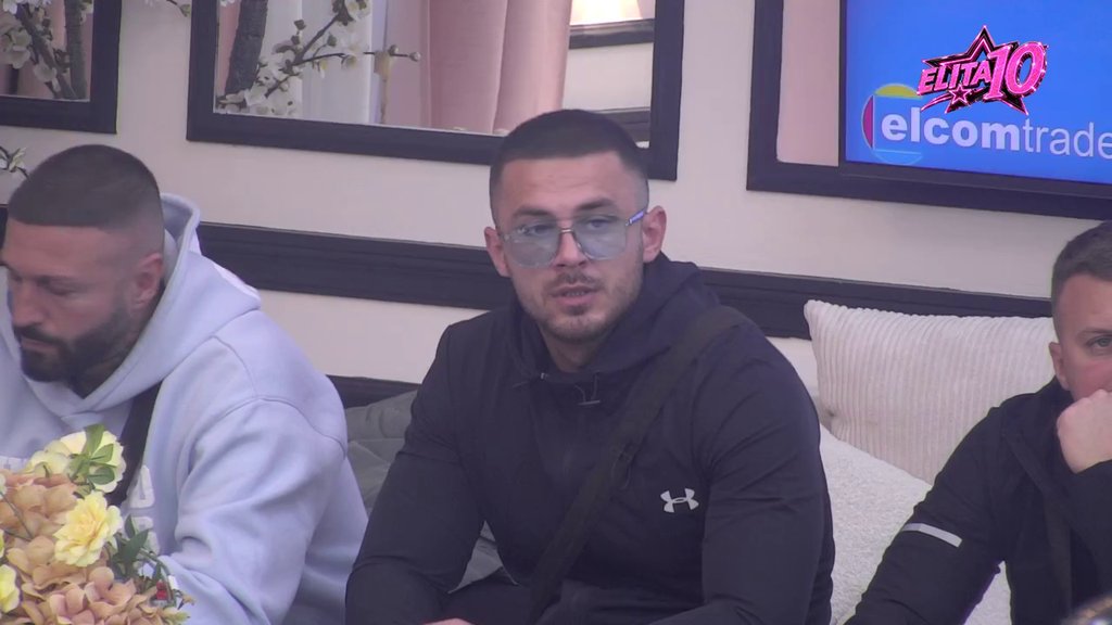 MASKE PADAJU U ELITI: Marko Stefanović i Laura razmenili simpatije, ali još ništa nije zvanično (VIDEO)