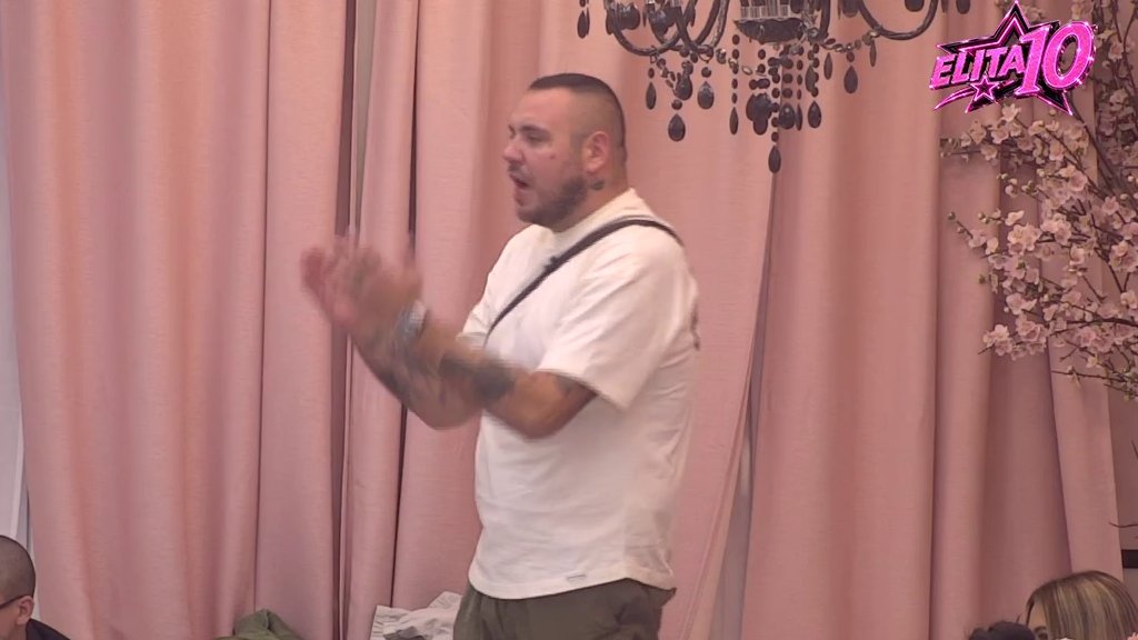 SUKOB ESKALIRAO U BELOJ KUĆI: Car izvređao Aneli pred svima zbog odgovora, Đukić se nije zadržao – tenzija raste! (VIDEO) – haos u Eliti