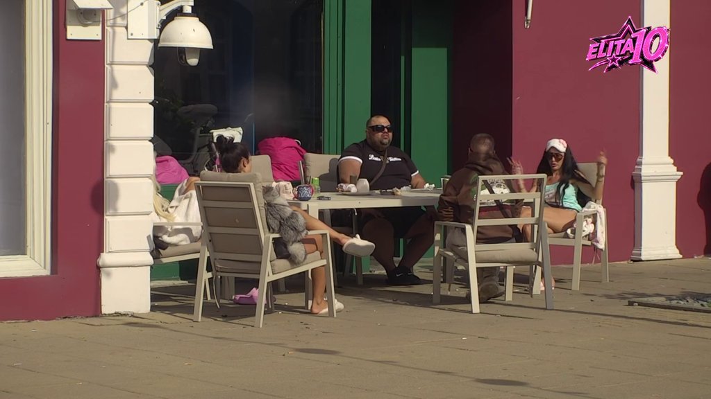 UVREDE LETE KAO KONFETE U ELITI: Dača i Poršelina žestoko progovorili o Aneli Ahmić, moral doveden pod znak pitanja (VIDEO) – uvrede u Eliti