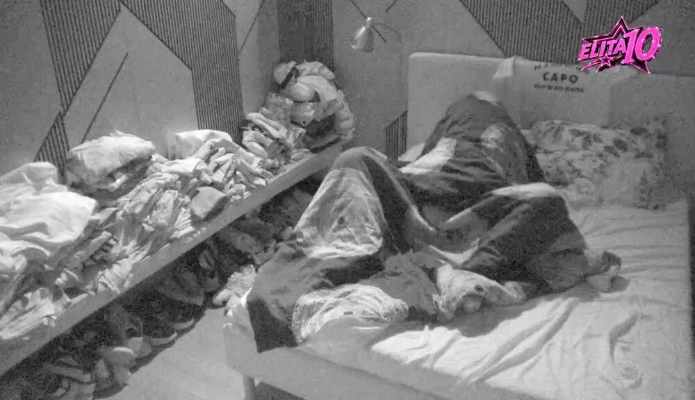 ŽESTOKA NOĆ U BELOJ KUĆI: Aneli i Car prešli granicu, Šimanovci gore zbog njihove vrele akcije (VIDEO) – vrela akcija Cara i Aneli