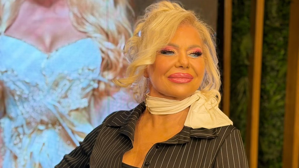ZORANA PAVIĆ PODIGLA ATMOSFERU NA PROMOCIJI: Pevačica otkrila detalje o svadbi i borbi sa zdravstvenim problemom, a evo šta je rekla o porukama udvarača (FOTO) (VIDEO) – poruke udvarača