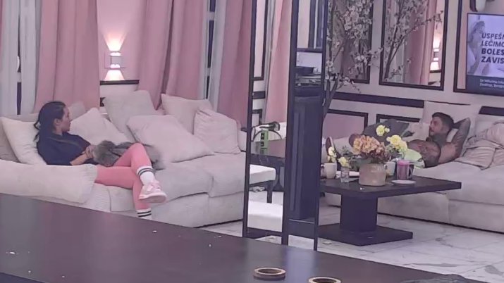 LAURA PRGOMET OTVORILA DUŠU U BELOJ KUĆI: Priznala šta se zaista dešavalo sa Filipom Đukićem i Carem, priznanje koje menja sve (VIDEO) – Laura Prgomet i Filip Đukić