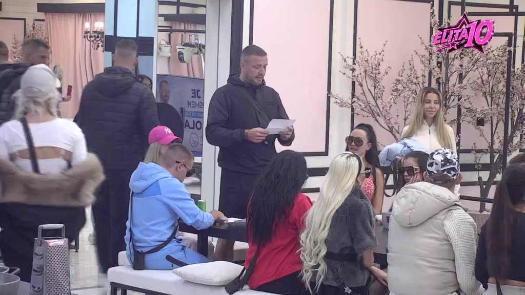 MASKE PADAJU U BELOJ KUĆI: Učesnici biraju osobu koja ih je najviše razočarala, tenzija raste pred izjašnjavanje (VIDEO) – anketa u Eliti