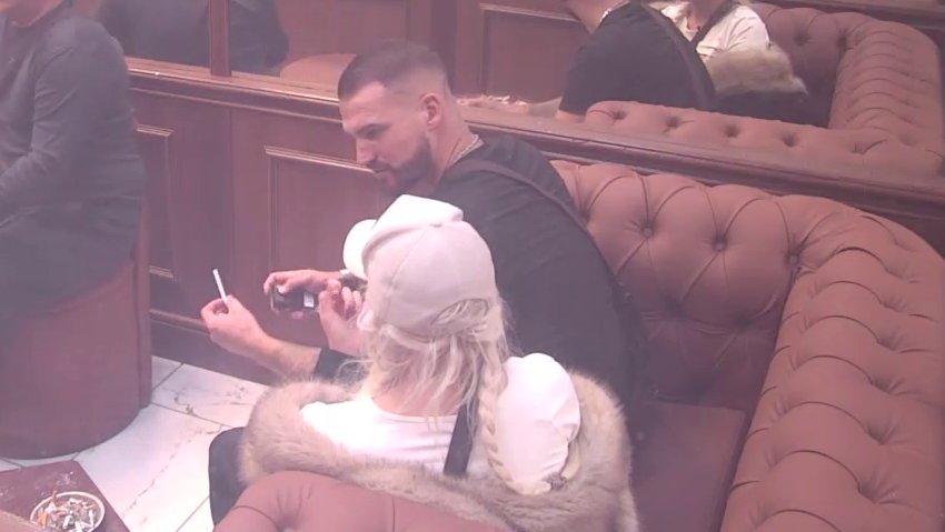 PALE ISKRE LJUBOMORE U ELITI: Marko Osmakčić i Glorija Jelovac razjasnili odnos zbog Anđele Đuričić, ali tenzija ne popušta (VIDEO) – ljubomorisanje u Eliti 10