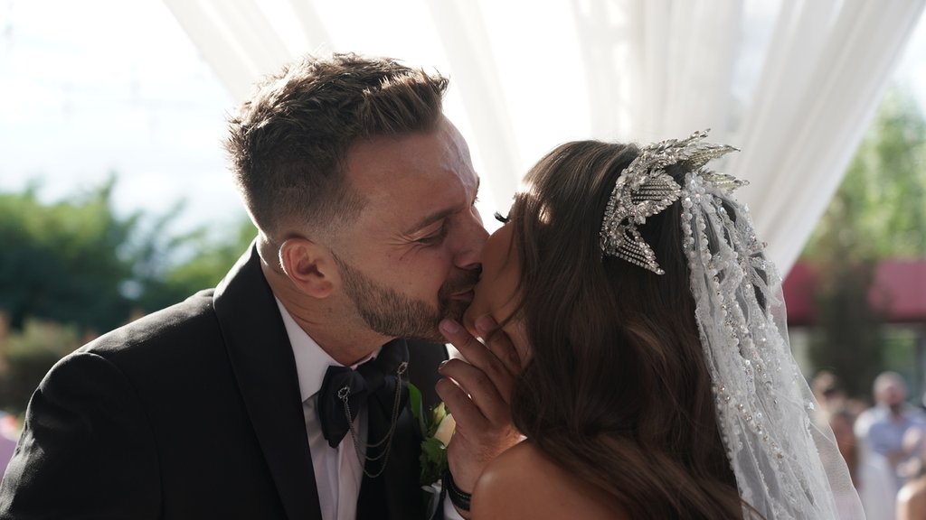 PREOKRET U ŽIVOTU SAVE DŽEHVEROVIĆA: Drugo dete s 15 godina mlađom suprugom, porodica im okrenula leđa (FOTO) – Savo Džehverović drugo dete