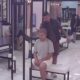PREOKRET U BELOJ KUĆI: Borislav Terzić Terza uzeo mašinicu i osvežio frizuru Karla Ječmenika pred svima (VIDEO) – frizerske veštine u Eliti