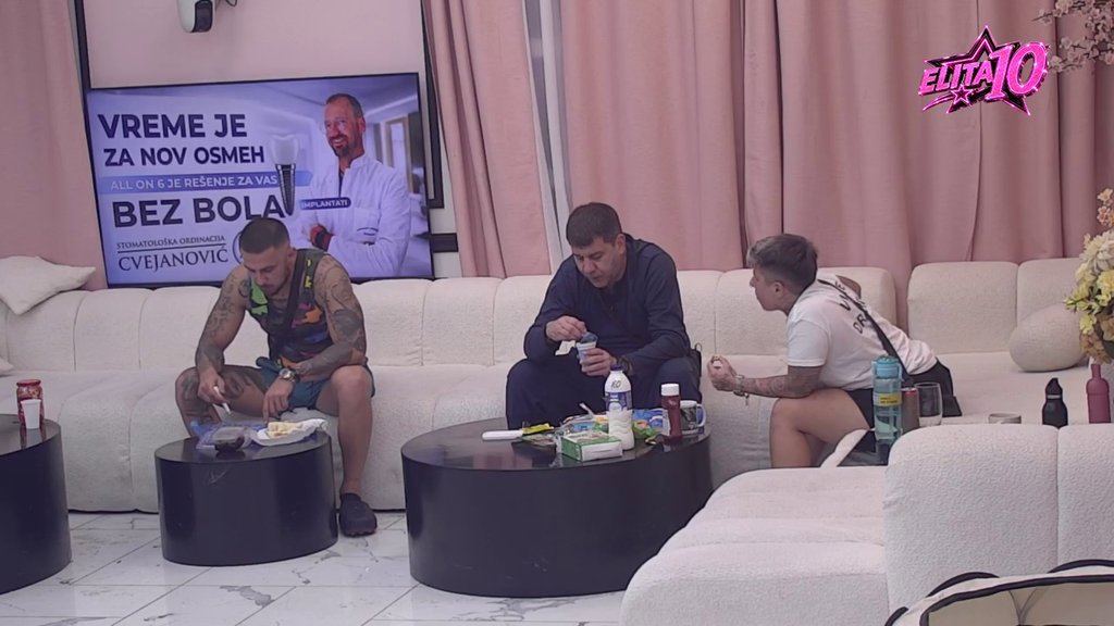 ŽESTOK OBRAČUN U BELOJ KUĆI: Jovana Tomić Matora oplela po Marku Osmakčiću, svi slušali njene reči (VIDEO) – Matora o Marku Osmakčiću