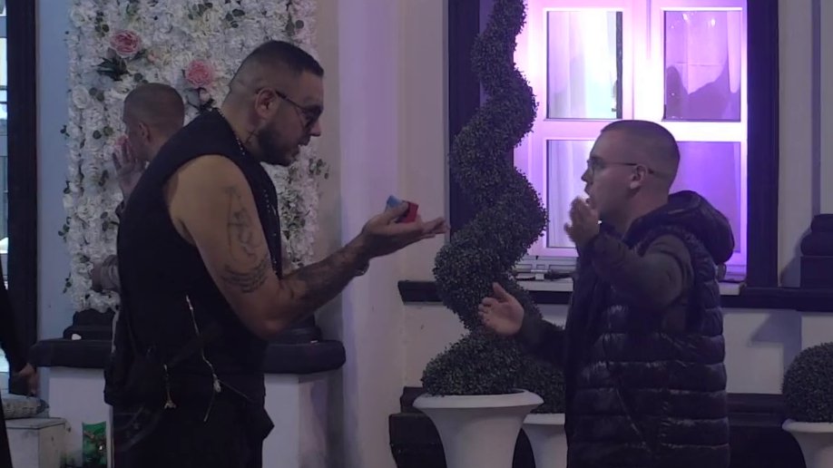 BUKTI RAT U DVORIŠTU ELITE: Dačo Virijević i Filip Car u žestokom okršaju, pale teške reči u Beloj kući (VIDEO) – sukob Filipa Cara i Dače Virijevića