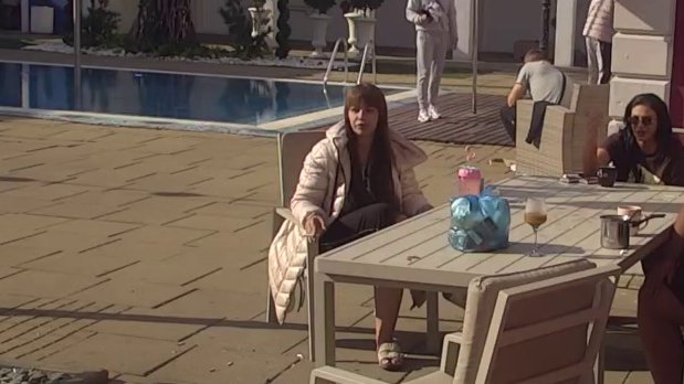 MILJANA IZGUBILA STRPLJENJE ZBOG JUTARNJE BUKA: Zadrugarka grubo reagovala dok su Đole Kralj i Darko Vlajić raspravljali oko hemijske (VIDEO) – jutarnja buka u Beloj kući