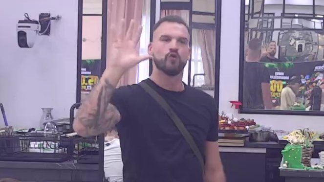 OSMAKČIĆ OTVORIO DUŠU PRED SVIMA: Marko javno priznao greške i uputio izvinjenje Viktoriji, reakcije ne prestaju (VIDEO) – izvinjenje Osmakčića u Eliti