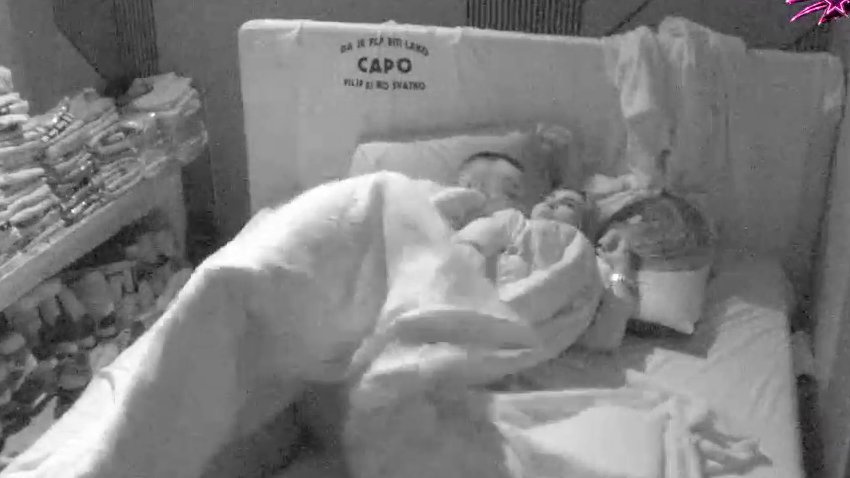 PREOKRET POSLE ŽESTOKE SVAĐE: Aneli ponovo završila u Carevom krevetu, pitanje da li je ovo primirje ili nova oluja (VIDEO) – odnos Aneli Ahmić i Filipa Cara