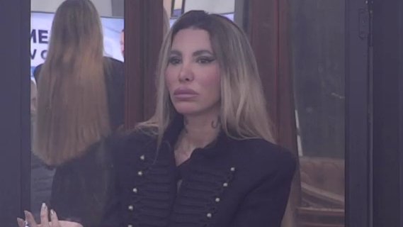 PREOKRET U REHABU: Aneli odlučila da ne dozvoli Caru da je izbaci kao đubre, ali situacija postaje napeta (VIDEO) – preokret u rehabi