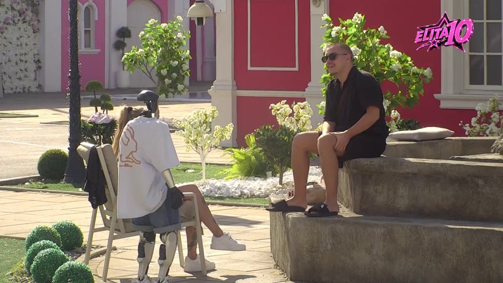 BILJANA OTKRILA KAKO JE PRIHVATILA ĐUKIĆA POSLE LAURE: Zadrugarka bez ustručavanja priznala šta se dogodilo, Toša ostao bez reči (VIDEO) – Biljana Čavlin i Filip Đukić