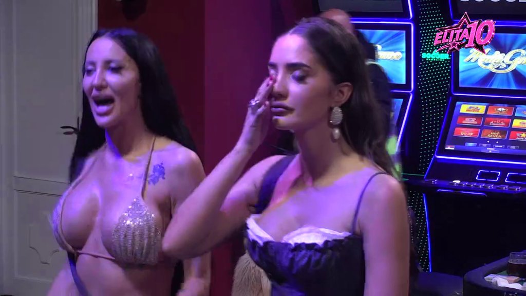 EMOCIJE PREPLAVILE BELOKUĆU: Anđela Đuričić rasplakala se uz pesmu, cimeri ostali zatečeni (VIDEO) – Anđela Đuričić rasplakana