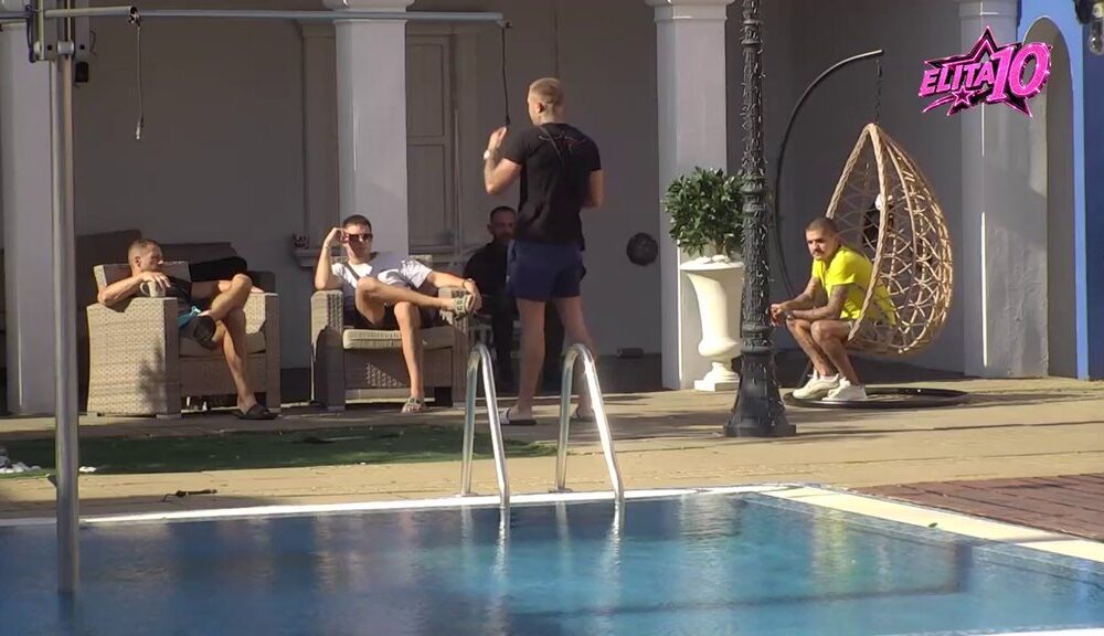 PRIZNANJE KOJE JE PROMENILO TOK RIJALITIJA: Leon otkrio sa kojom učesnicom je bio intiman, reakcije u Beloj kući ne prestaju (VIDEO) – priznanje Leona Canera