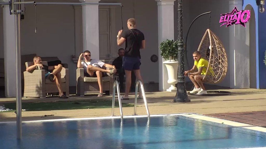 PRIZNANJE KOJE JE PROMENILO TOK RIJALITIJA: Leon otkrio sa kojom učesnicom je bio intiman, reakcije u Beloj kući ne prestaju (VIDEO) – priznanje Leona Canera