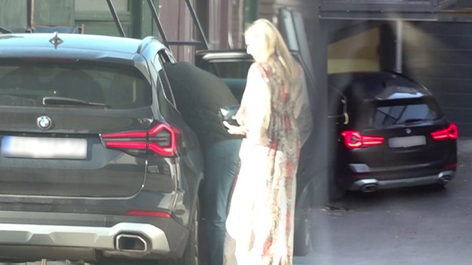 Gde živi Rada Manojlović? Pevačica viđena u luksuznom naselju Beograda – Rada Manojlović živi