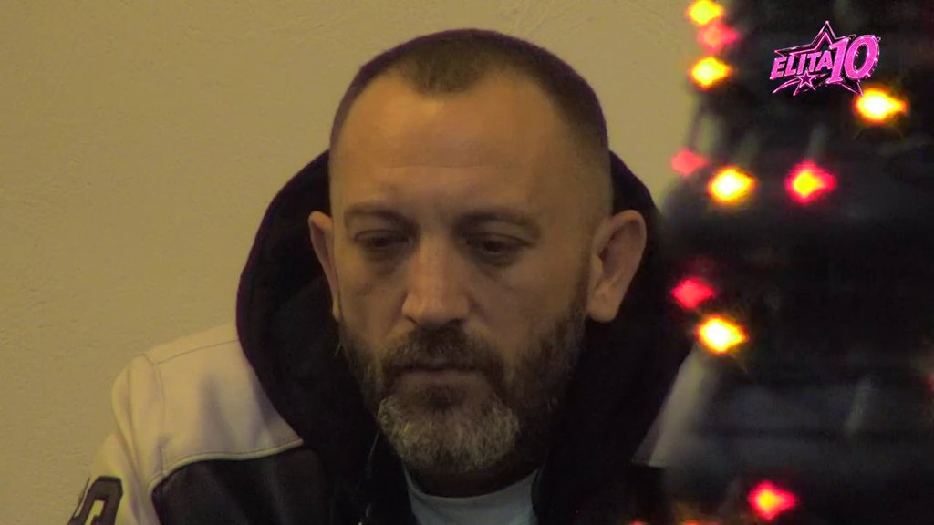 SUKOB NA ŽURKI U BELOJ KUĆI: Uroš Stanić priznao da se oseća iskorišćenim, Milan Popov ga izbegava posle poljupca (VIDEO) – poljubac Uroša Stanića i Milana Popova