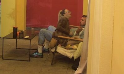 SVAĐA SE PRETVORILA U OBRT: Aneli sela Caru u krilo usred rasprave, Filip zaboravio na sve uvrede (VIDEO) – tema Aneli i Filip Car
