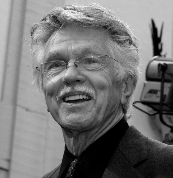 Tom Skerit preminuo posle bogate karijere: Glumac iz Top Gana ostavio snažan trag – Tom Skerit u Top Ganu