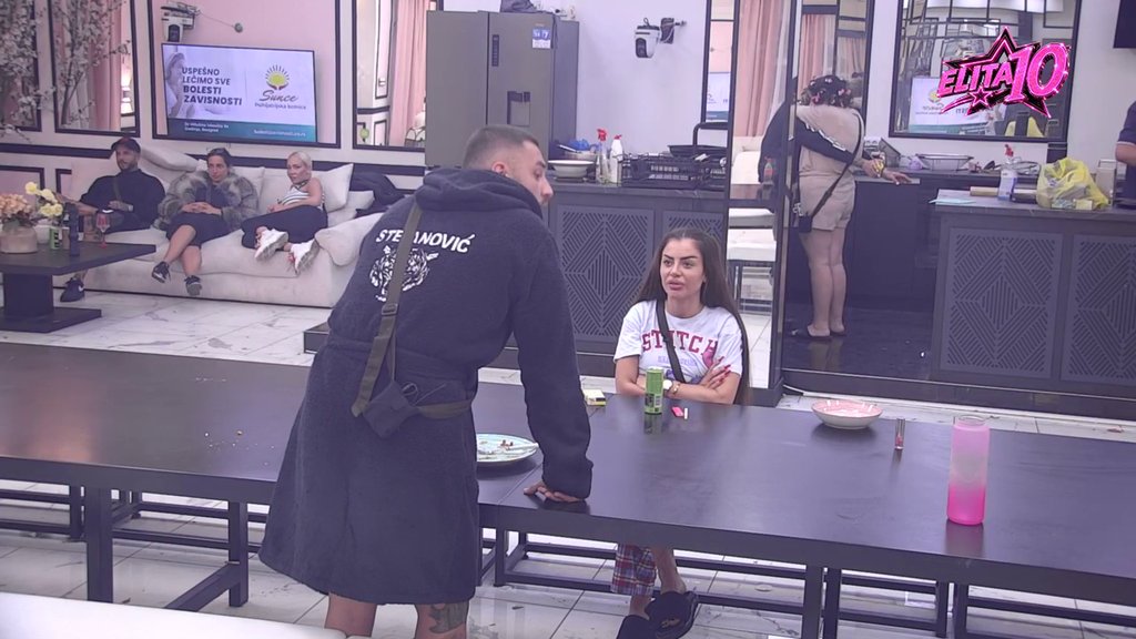URAGAN SUKOBA U BELOJ KUĆI: Sanja i Marko izneli šok optužbe, reči odzvanjaju dok se tenzija ne smiruje (VIDEO) – sukob Sanje i Marka