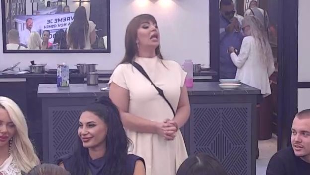 ŽESTOK OBRAČUN ZA STOL0M: Miljana Kulić napala Filipa Cara zbog ljubomore na Gastozovu krunu, reakcije zadrugara iznenadile sve (VIDEO) – Miljana Kulić i Filip Car
