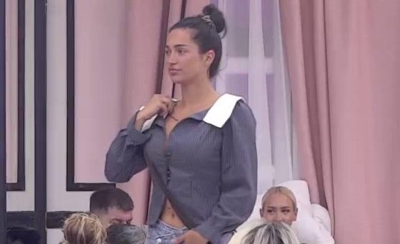 LAURA I ĐUKIĆ OTVORILI SVE KARTE: Priznanja i emotivni obrti, Anđela ne krije gađenje prema mogućoj vezi u Eliti (VIDEO) – Laura i Đukić u Eliti