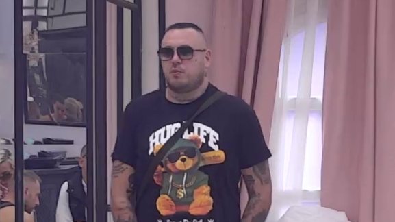 CAR CILJA PRAVO U CENTAR: Filip Car bez zadrške izneo optužbe na račun Aneli, njena reakcija tek sledi (VIDEO)