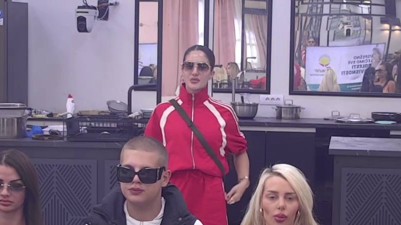 IGRA EMOCIJA U BELOJ KUĆI: Anđela podsetila sve na odnos Aneli i Đukića, zadrugari podeljeni oko glasanja (VIDEO)