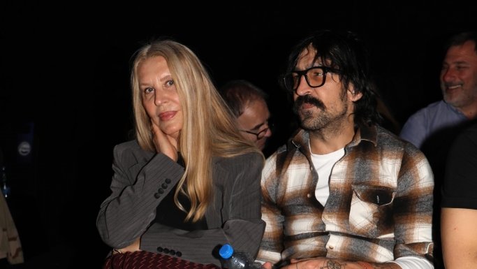 KOMENTARI SE NE STIŠAVAJU NA DRUŠTVENIM MREŽAMA: Veljko Kuzmančević otkrio šta zaista misli o supruzi Verici Rakočević, a jedna dosetka izazvala lavinu reakcija (FOTO) – komentari na društvenim mrežama