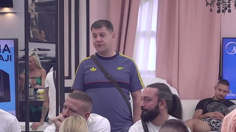 PALE NOVE OPTUŽBE U ELITI: Marinković poručio da su se Anđela i Gastoz poigrali Carevim osećanjima, zadrugari otkrivaju koga još sumnjiče (VIDEO) – poigravanje osećanjima u Eliti