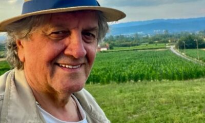 RAZNEŽIO JE CEO INTERNET: Radoš Bajić javno čestitao sinu Nedeljku rođendan, emotivne reči o porodici (FOTO) – Radoš Bajić Instagram
