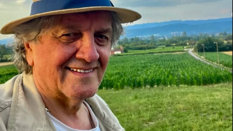 RAZNEŽIO JE CEO INTERNET: Radoš Bajić javno čestitao sinu Nedeljku rođendan, emotivne reči o porodici (FOTO) – Radoš Bajić Instagram