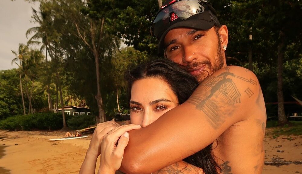 MASKE PADAJU U LJUBAVNOM ŽIVOTU KIM KARDAŠIJAN: Otkrila da partner ispunjava svih 55 kriterijuma, a svi se pitaju – da li je to Luis Hamilton? (FOTO) – Kim Kardašijan i Luis Hamilton