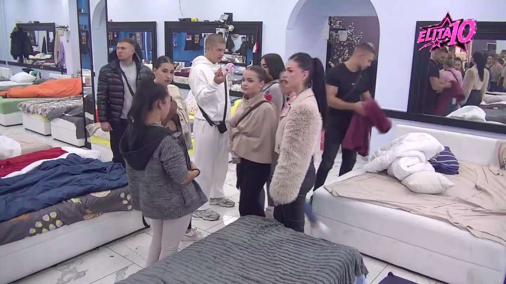 ŽESTOK OBRAČUN ZA STOLOM: Rada i Dalibor ušli u klinč zbog hrane, tenzija eskalirala u Beloj kući (VIDEO) – sukob oko hrane