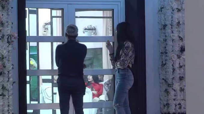 ISKRENA ISPOVEST UROŠA U ELITI: Otkrio šta ga i dalje vezuje za Boru Santanu, detalji iz kreveta izazvali lavinu reakcija (VIDEO) – odnos Uroša i Bore Santane