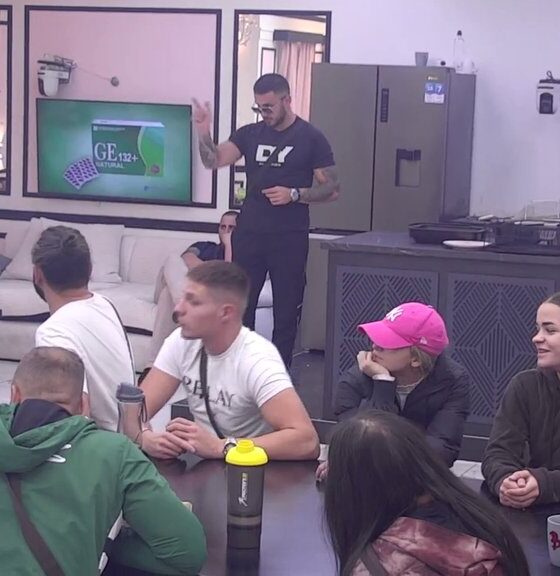 MARKO STEFANOVIĆ IZGUBIO STRPLJENJE U BELOJ KUĆI: Laura ga nominovala za najdrskijeg, a onda je nastao haos pred svima (VIDEO) – Marko Stefanović u Eliti