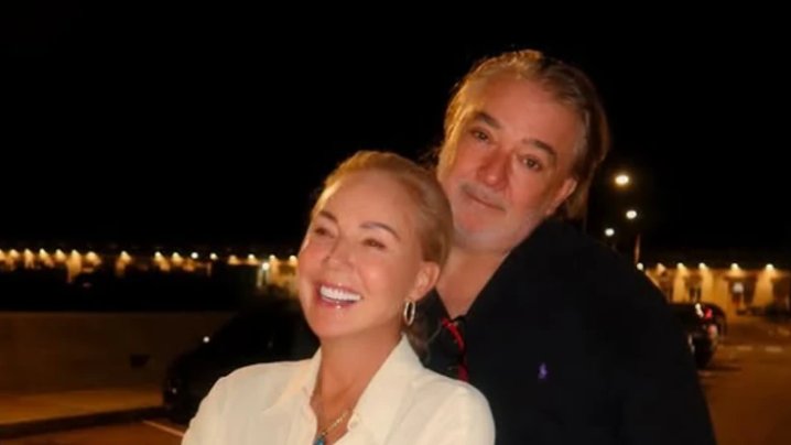 SLAVNI GLUMAC OTKRIO PRAVU ISTINU: Velimir Bata Živojinović spojio Lepu Brenu i Bobu, evo šta se tada desilo (FOTO) – Brena i Boba