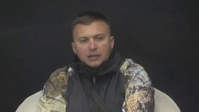 TIHA VODA BREG RONI U ELITI: Stefan Karić otkrio zašto je oprezan sa Anđelom i šta zaista misli o Caru (VIDEO) – Stefan Karić Elita