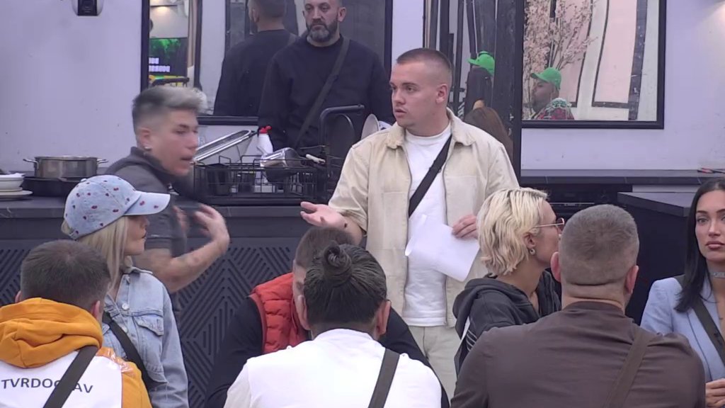 MASKE PADAJU U BELOJ KUĆI: Takmičari otkrili ko je najtvrdoglaviji, a Ivan Marinković dobio etiketu večeri (VIDEO) – najtvrdoglaviji u Beloj kući