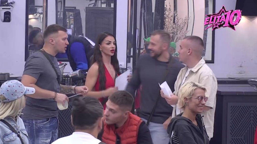 MASKE PADAJU U ELITI: Takmičari izglasali Mahira za najnaporniju osobu, etiketa ga prati do sutra (VIDEO) – najnapornija osoba u Eliti